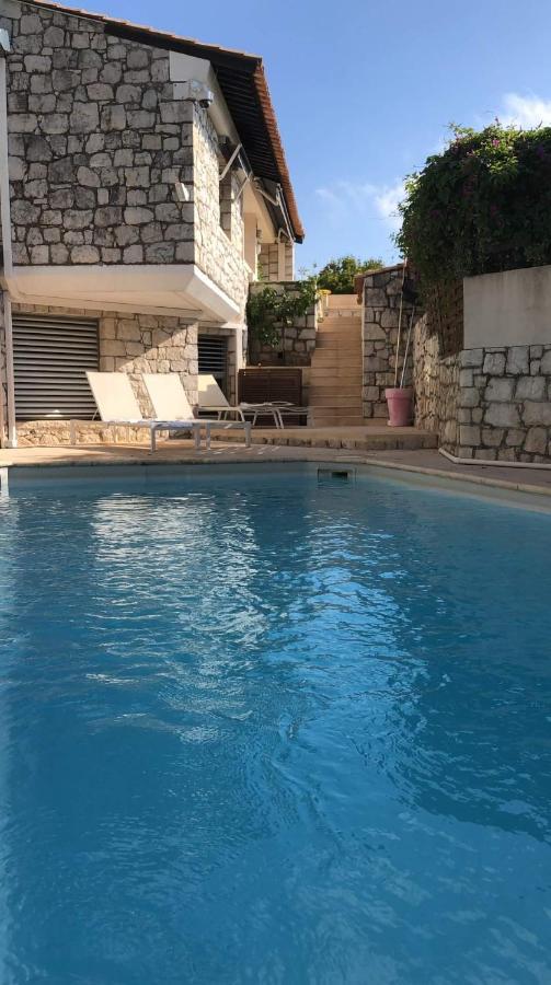 Villa Les 5 Palmiers Pousada Cannes