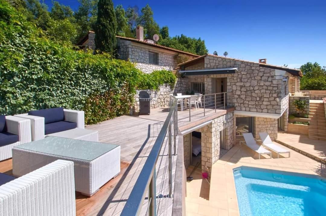 Villa Les 5 Palmiers Pousada Cannes